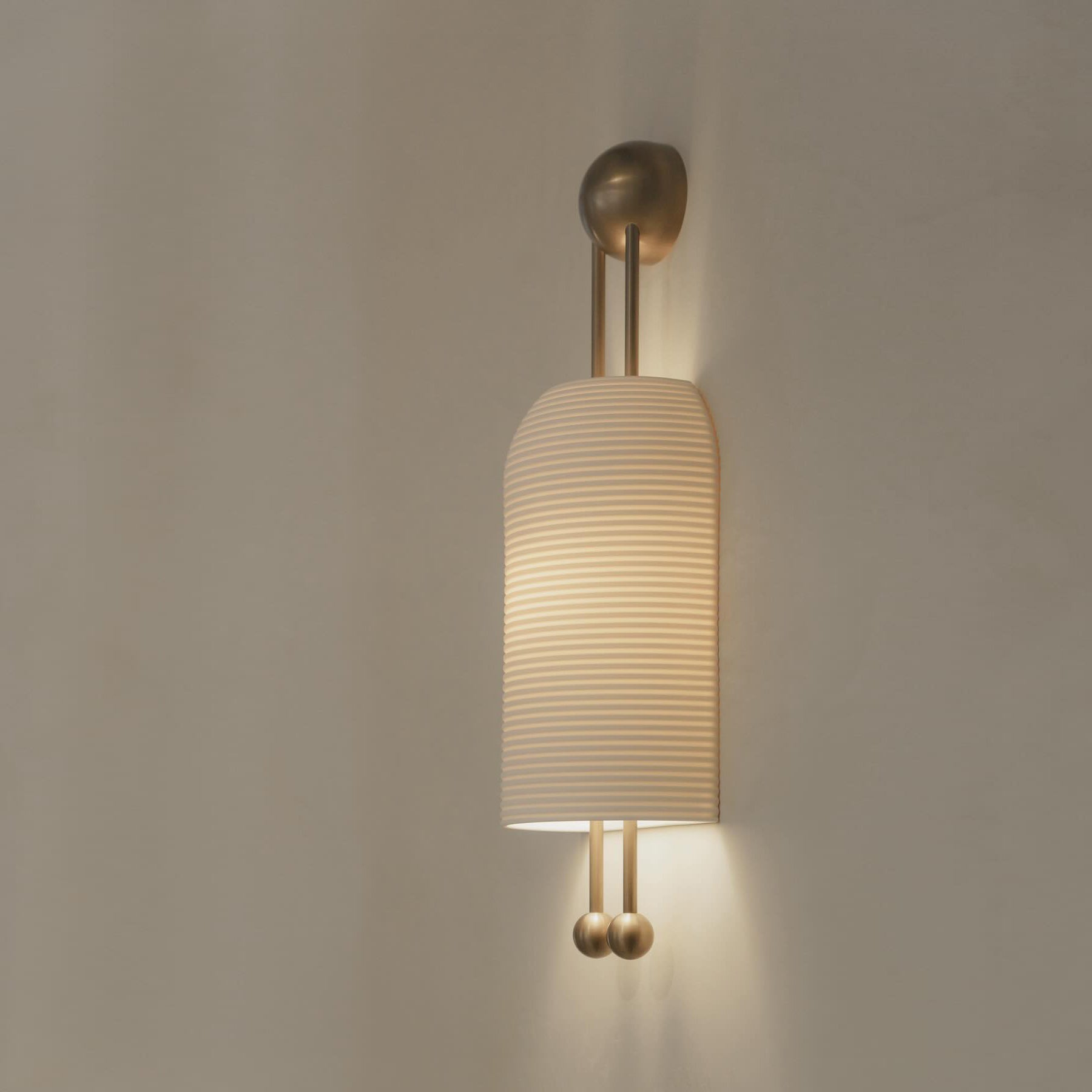 Aplique de pared acanalado Donien