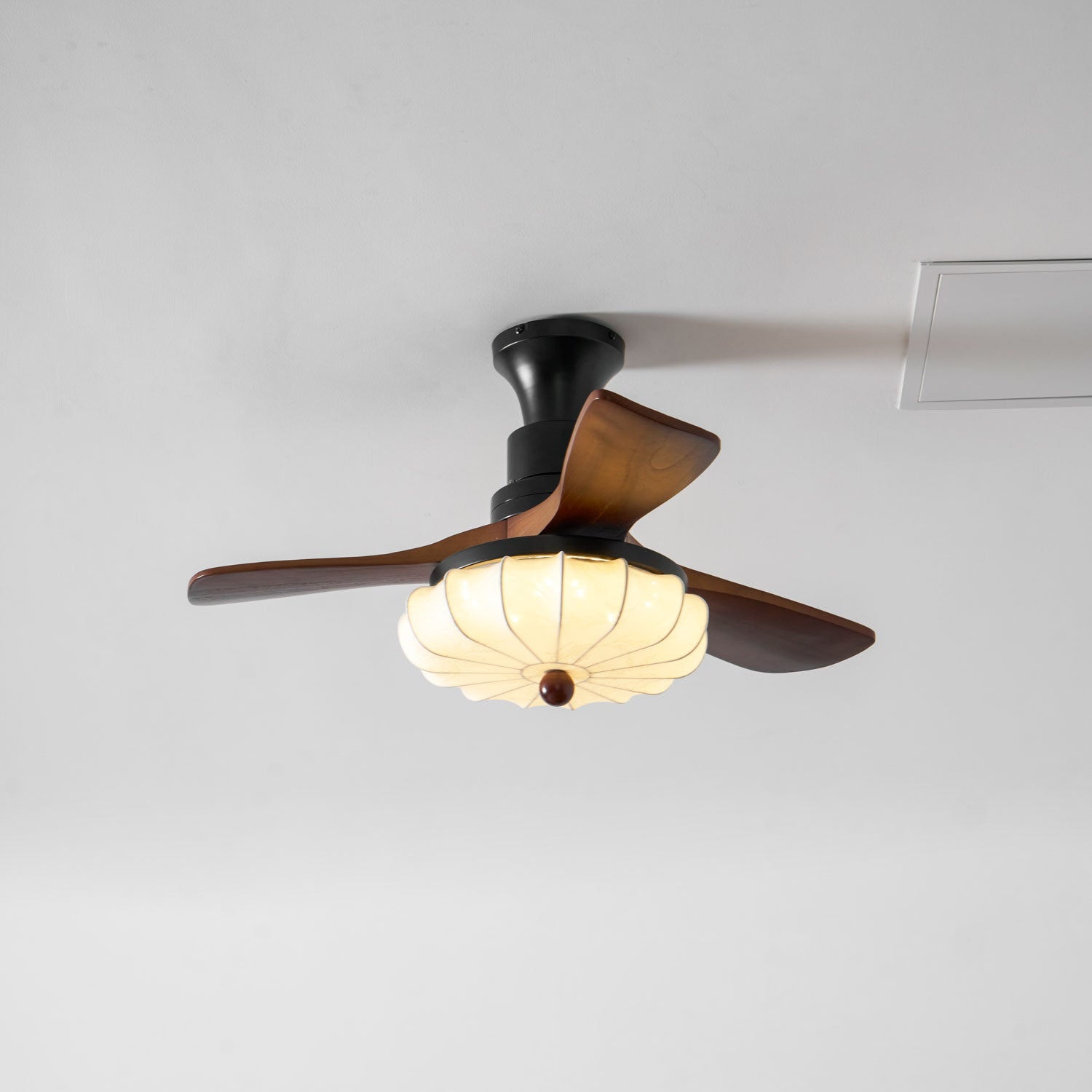 Ventilador de techo Arzia Moderno