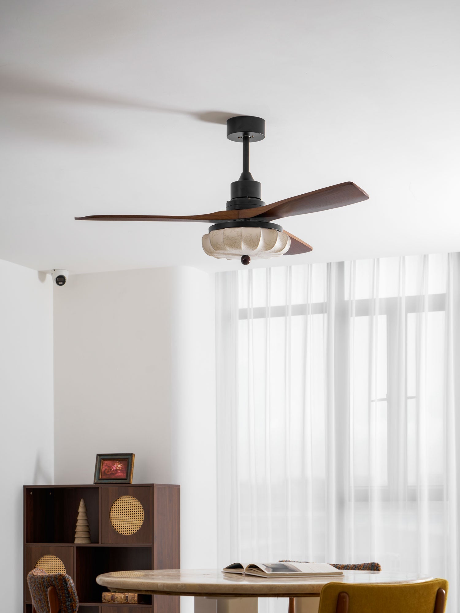 Ventilador de techo Arzia Moderno