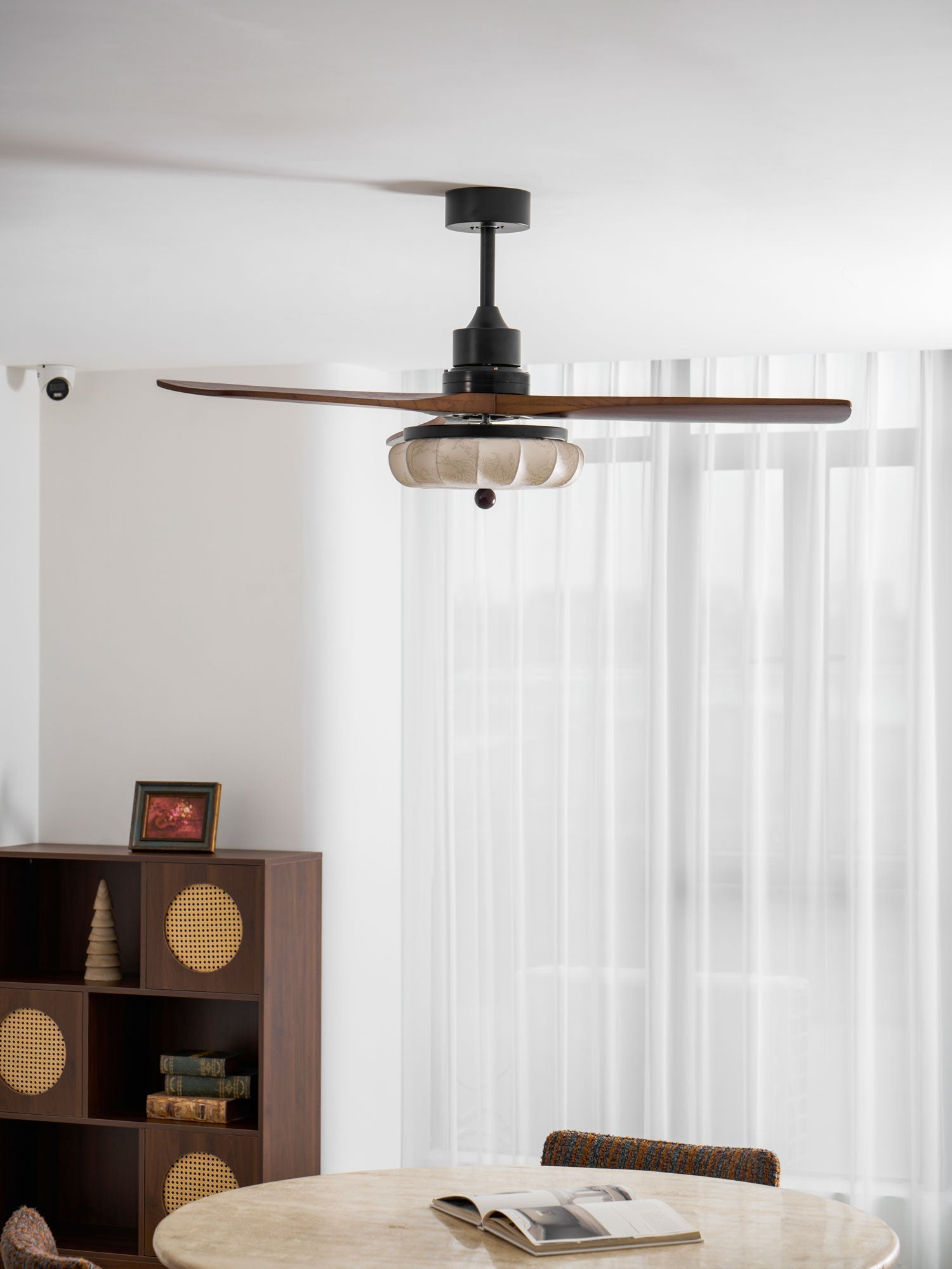 Ventilador de techo Arzia Moderno