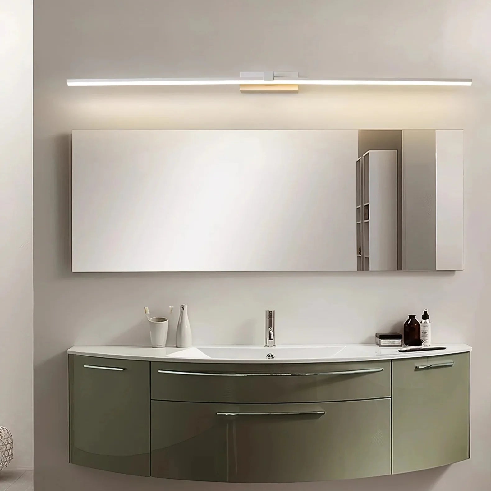 Aplique de pared lineal Costaara