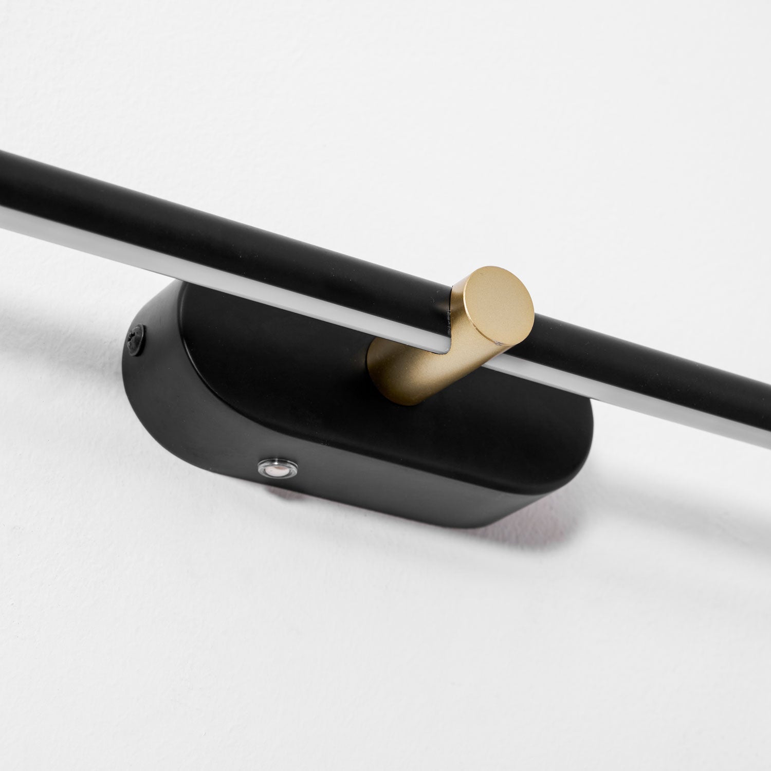 Aplique de pared lineal Coraio