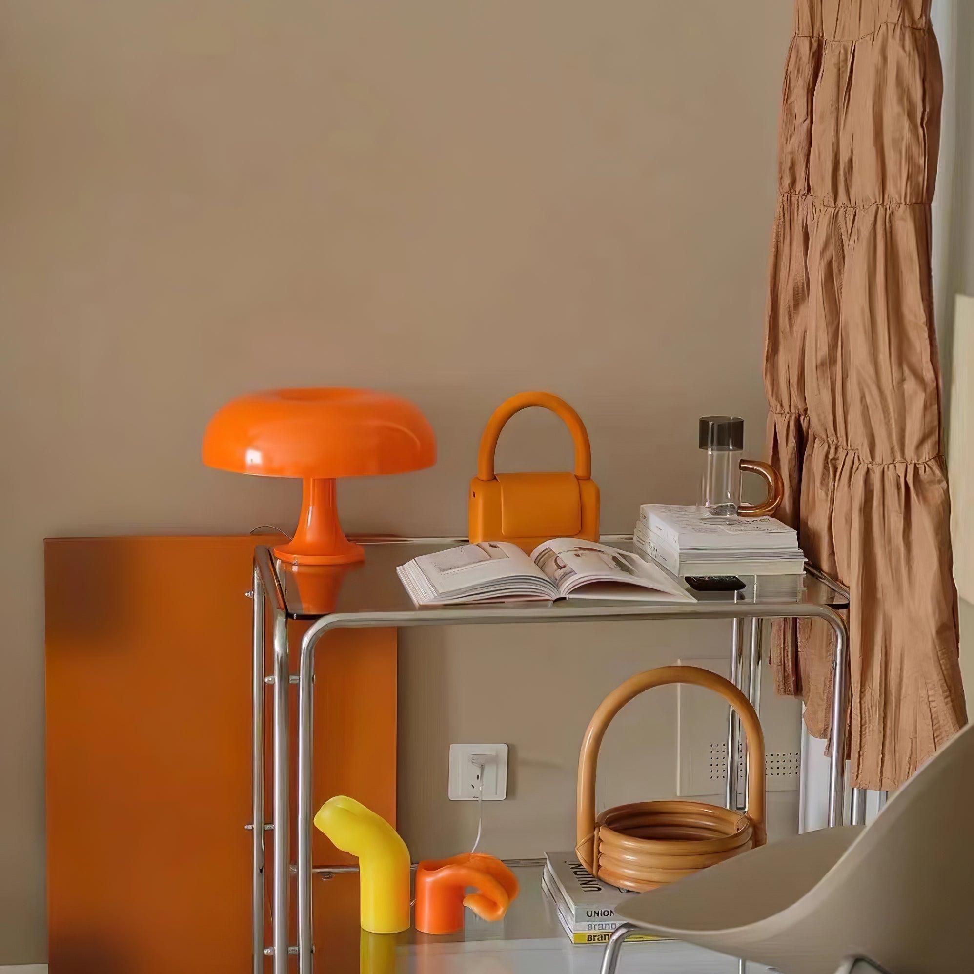 Lámpara de mesa tipo seta Naraila