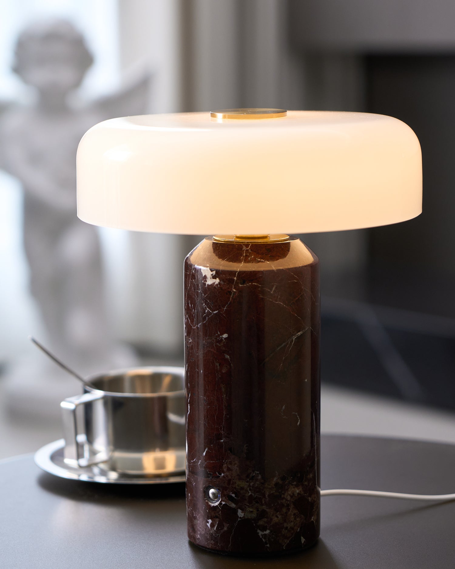Lámpara de mesa Auraento