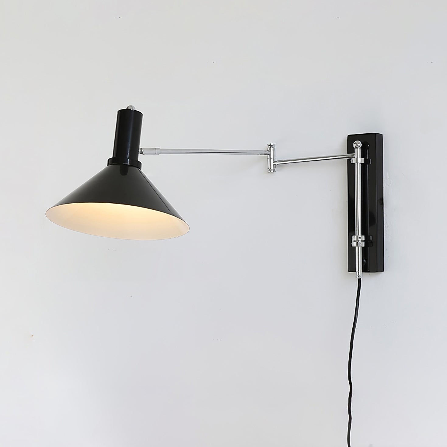 Aplique de pared orientable Giraavo