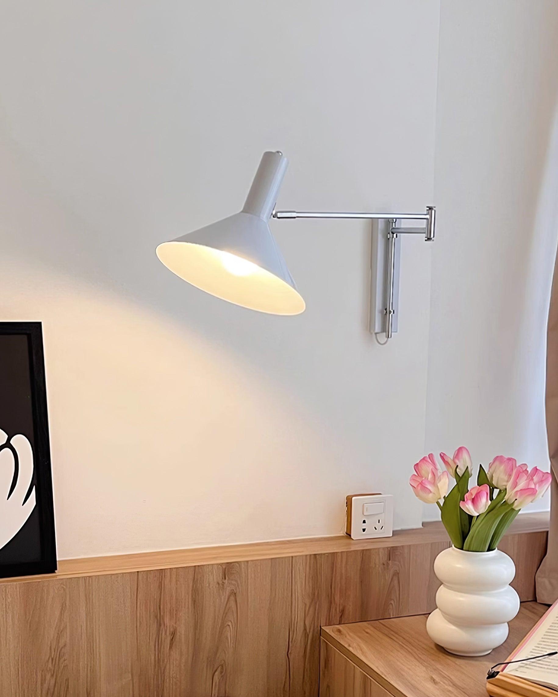 Aplique de pared orientable Giraavo