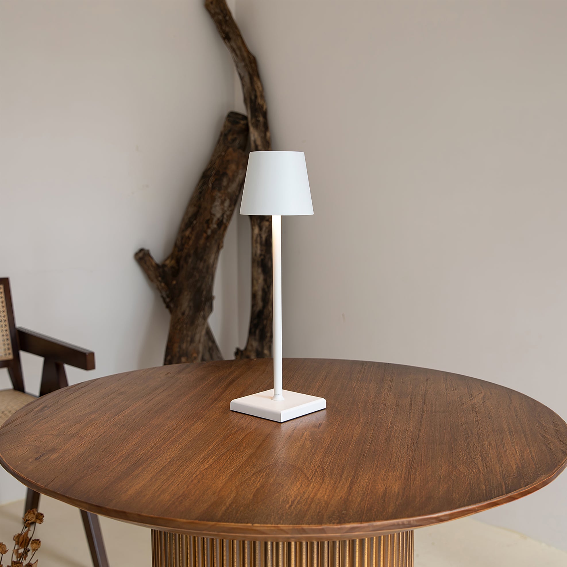 Lámpara de mesa Linebel