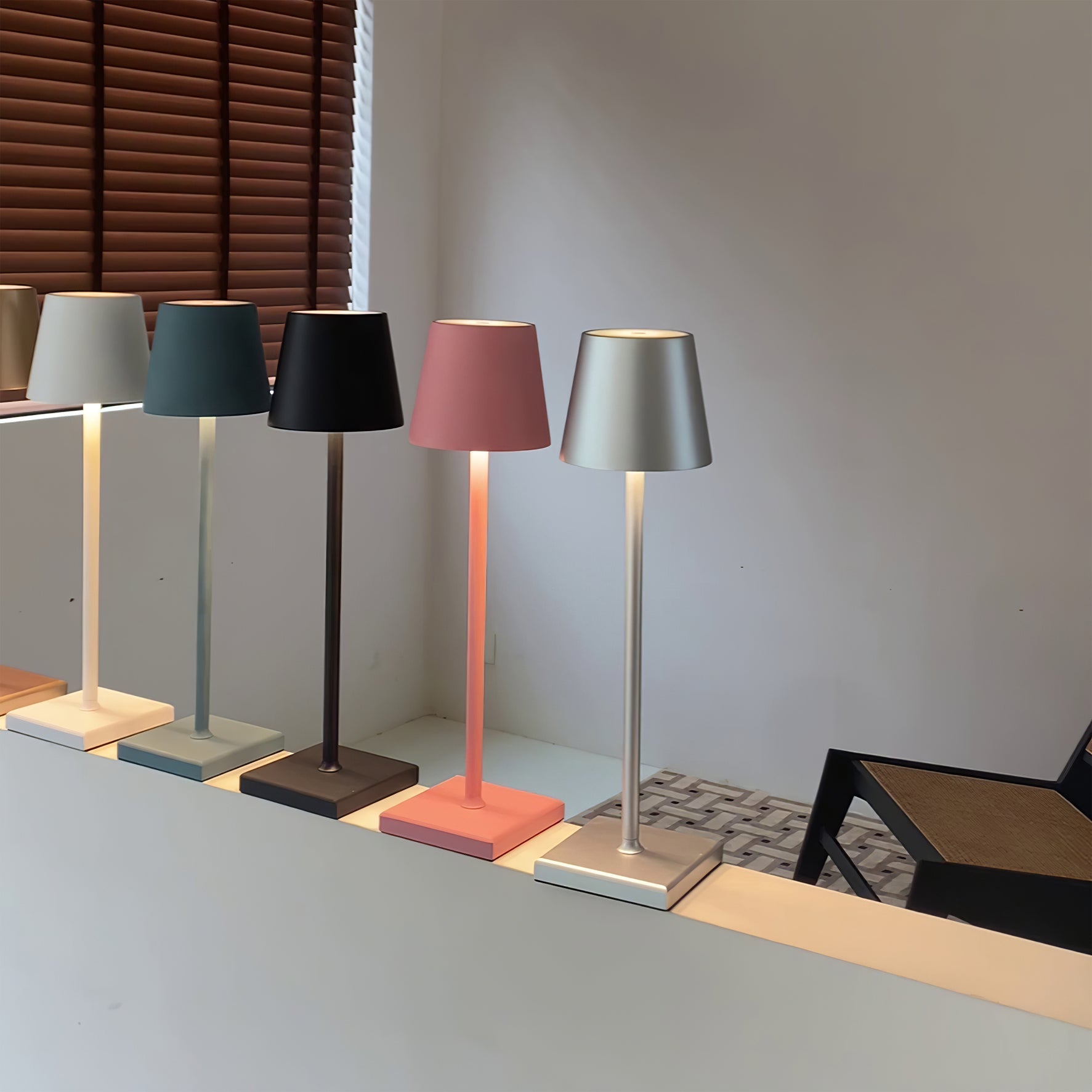 Lámpara de mesa Linebel