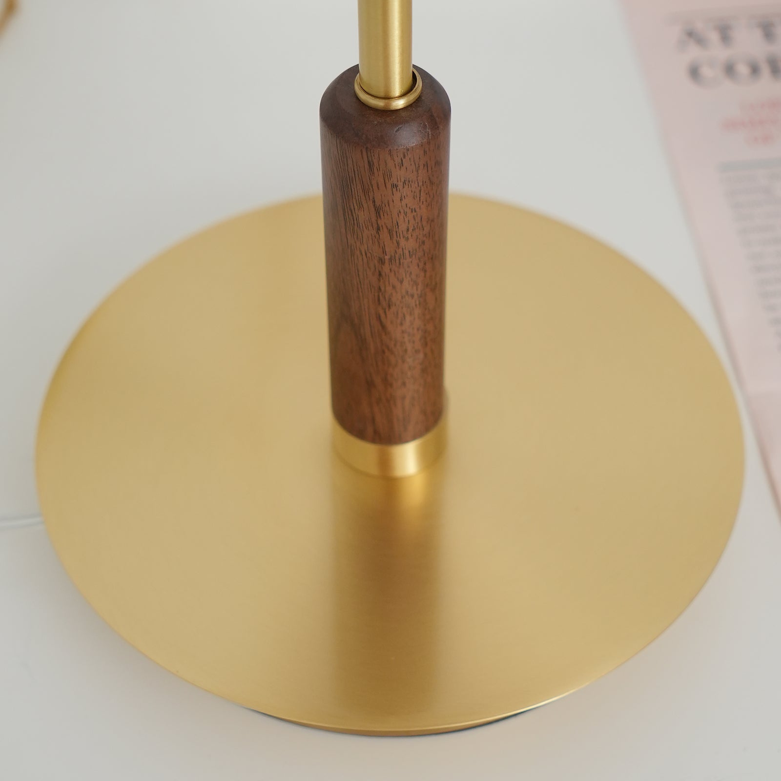 Lámpara de mesa Iriaito