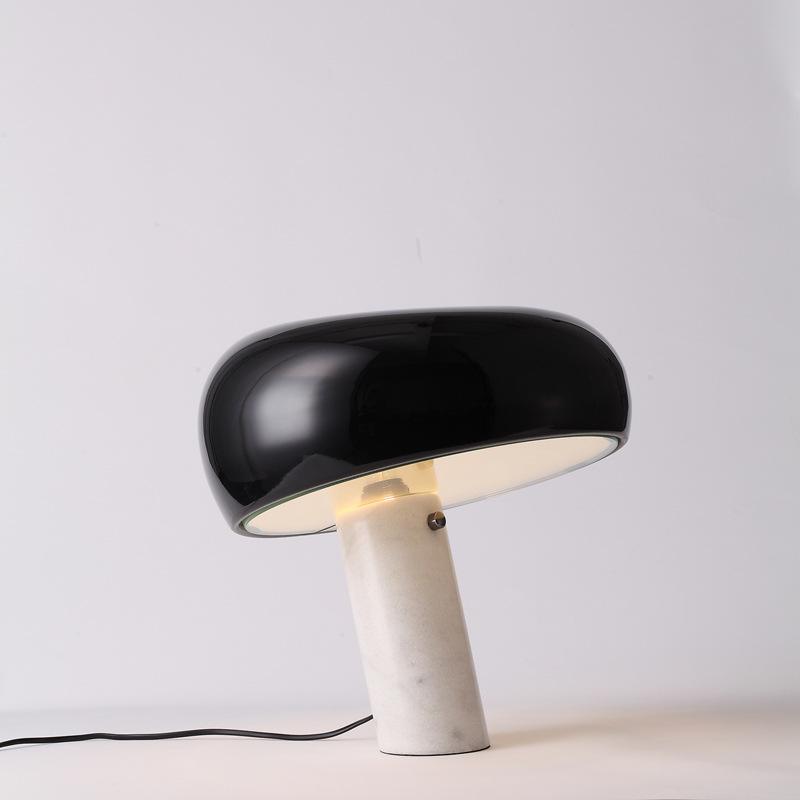 Lámpara de mesa Meva
