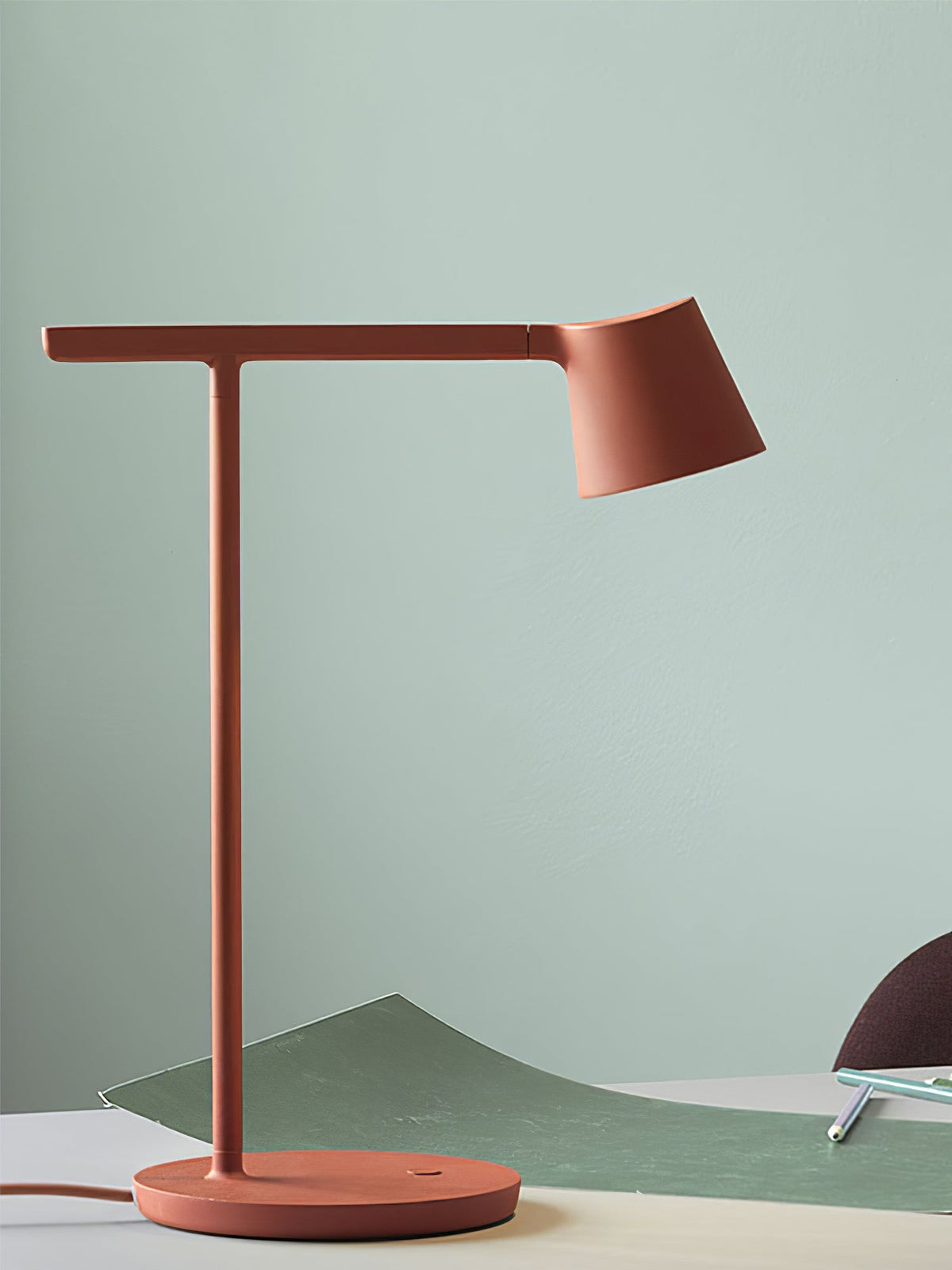 Lámpara de mesa minimalista Mielelo