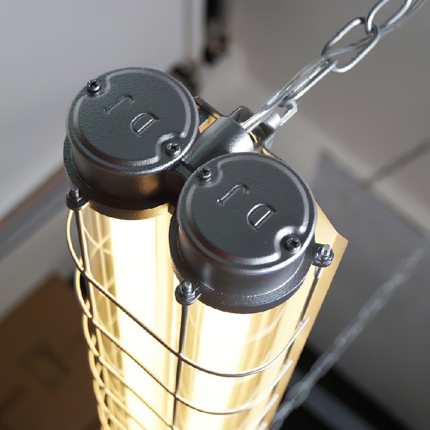Lámpara colgante tubular Doraeo