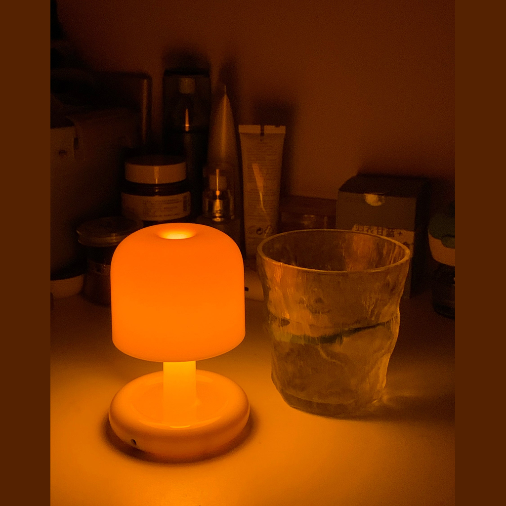 Lámpara de mesa tipo seta Fevelia
